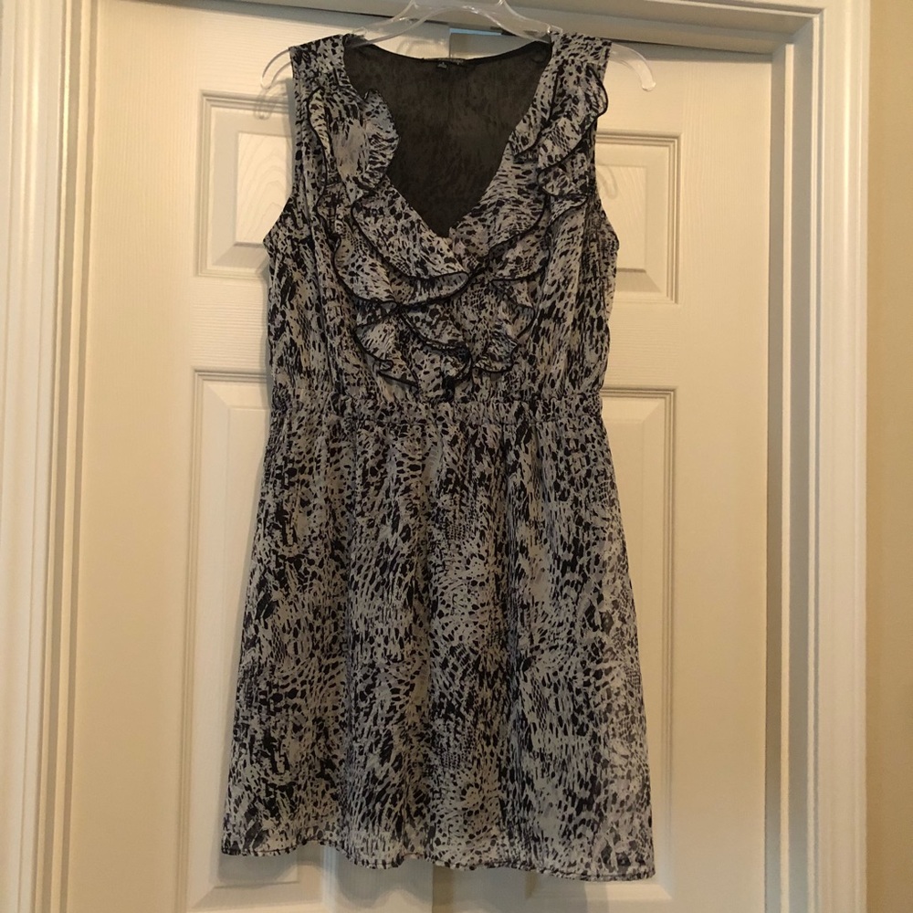 Black and gray printed mini dress